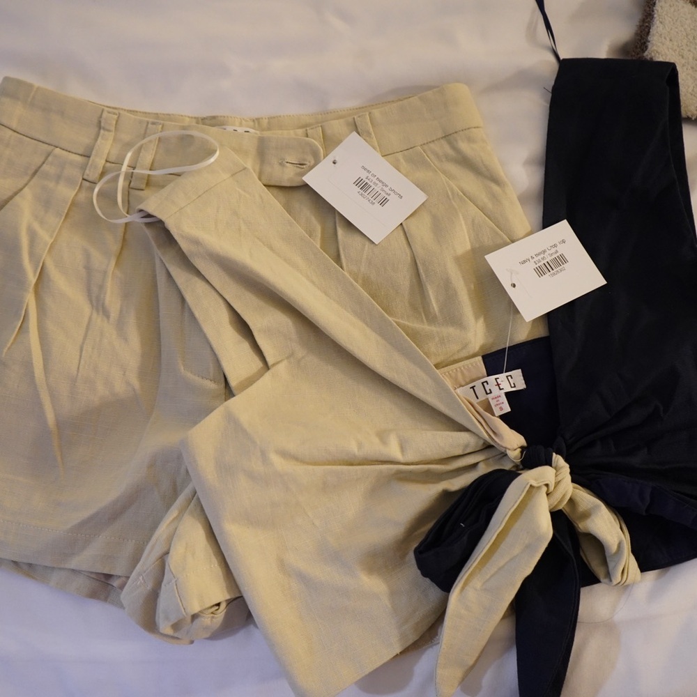 Beige Shorts - Picture 3 of 3